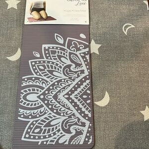 Purple Yoga Knee Mat NEW